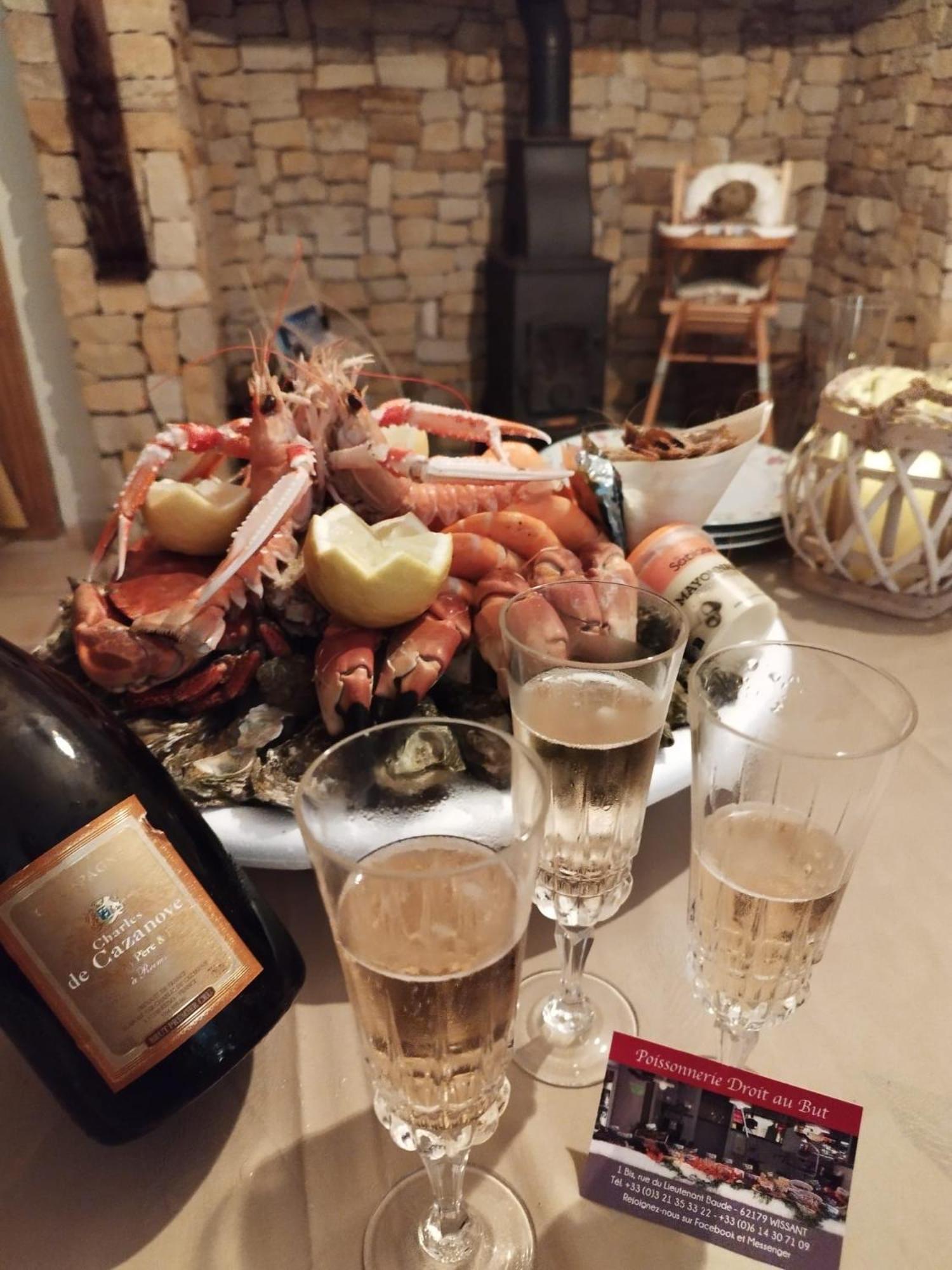 Le Clos De La Pommeraie Carly Экстерьер фото